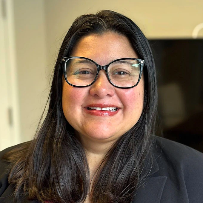 Roxanna Solis Smith